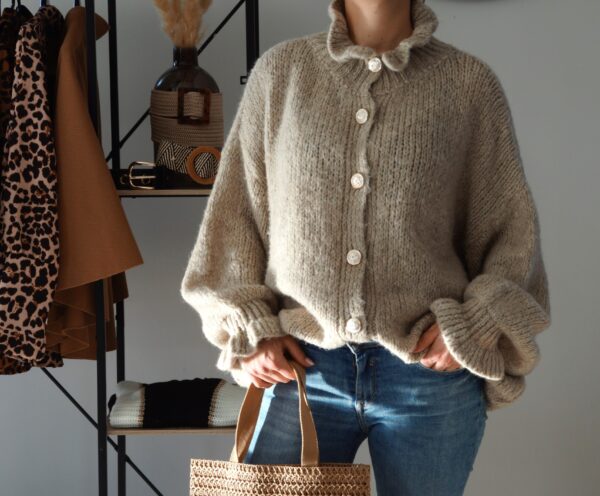 Gilet en laine taupe – Image 3