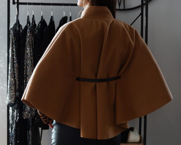 Cape poncho avec ceinture "Camille" – Image 2
